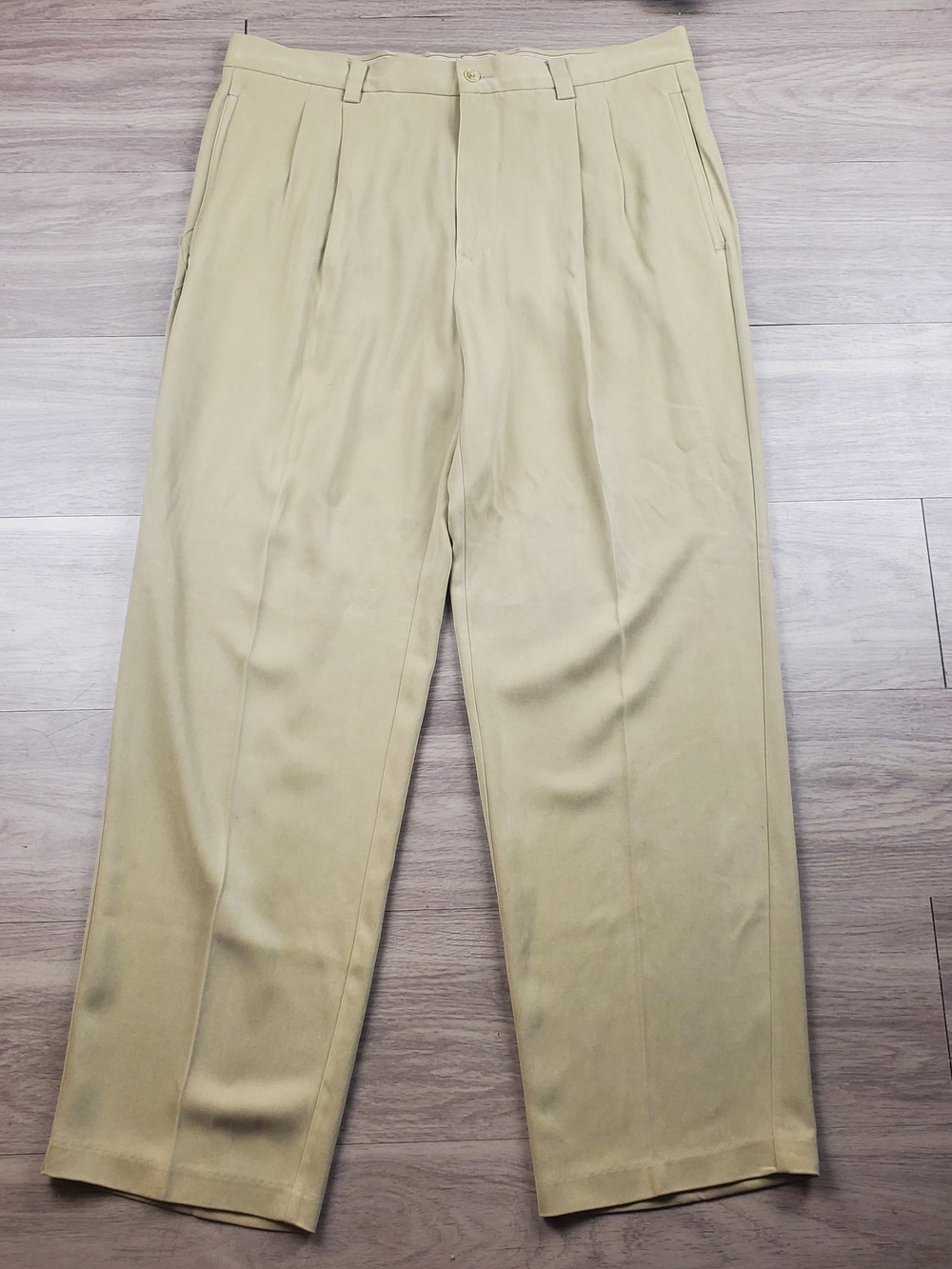 Tommy Bahama 100% Silk Single Pleated Dress Pants 36x30 Khaki Tan